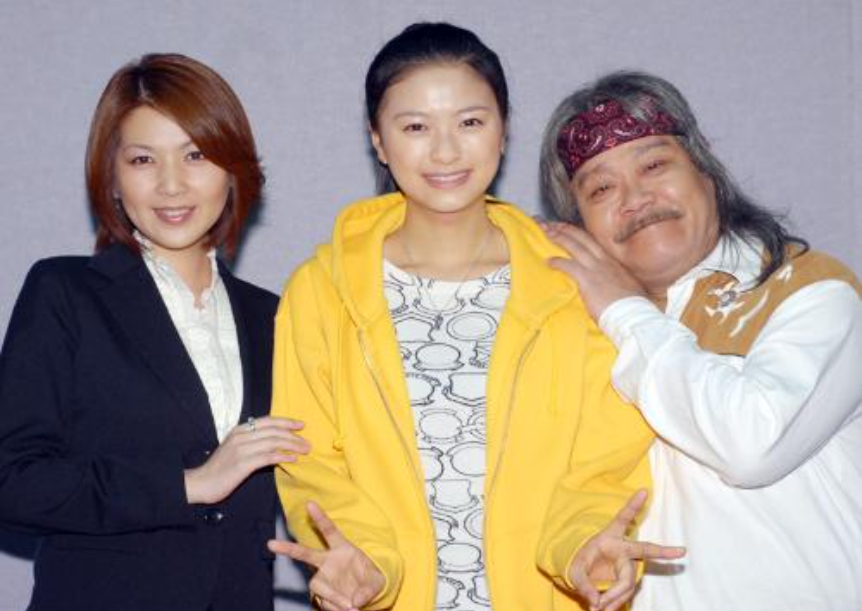 連続テレビ小説「瞳」で、主人公を演じる榮倉奈々さんの母親役を演じた飯島直子さん。